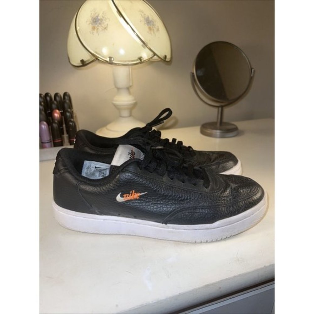 Nike Court Vintage PRM Womens Size 7.5 Shoes CW1067-002 Black White Orange
